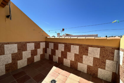 e3885d110561d2cb488375fa3cbc8b3a - 32