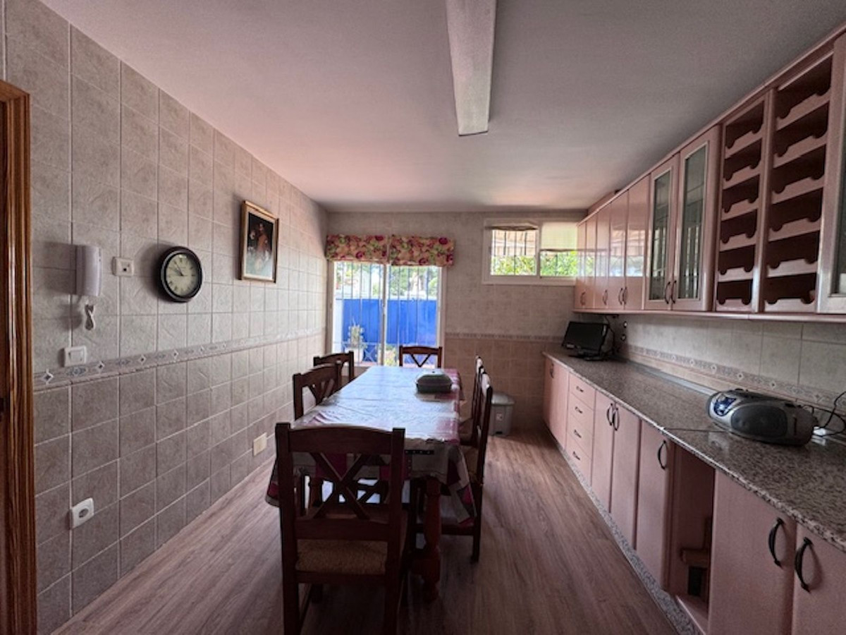 e3a72d9e8dcdfa38962467df8c1fdb95 - 21