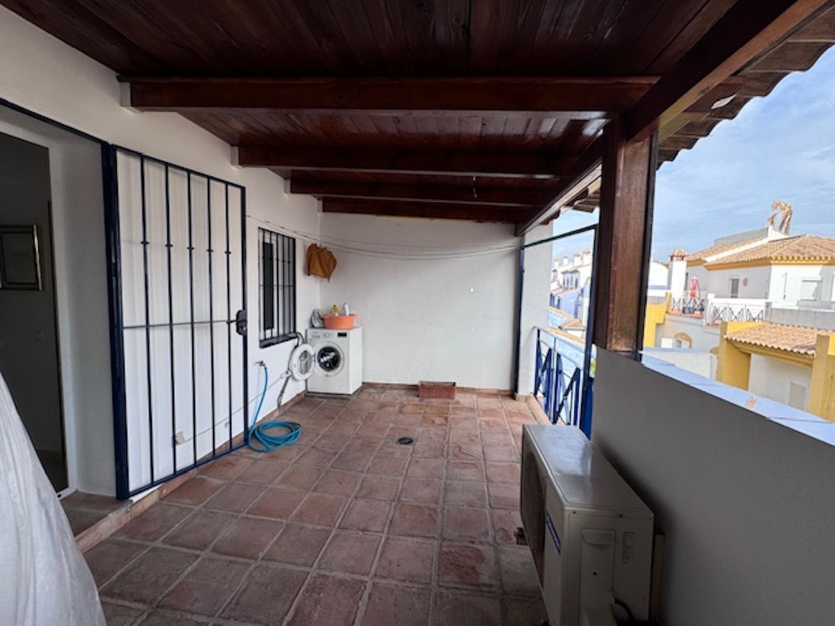 e3a72d9e8dcdfa38962467df8c1fdb95 - 30