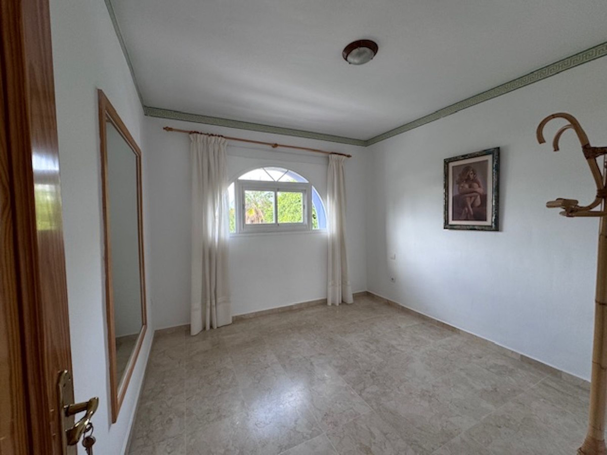 e3a72d9e8dcdfa38962467df8c1fdb95 - 32