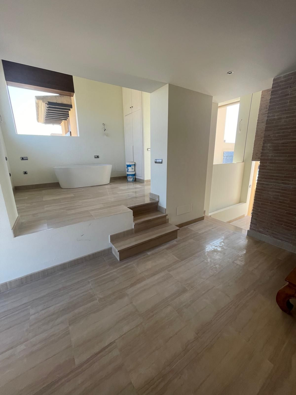 e3b60a4f596389d7987cf984e8dda7dd - 11