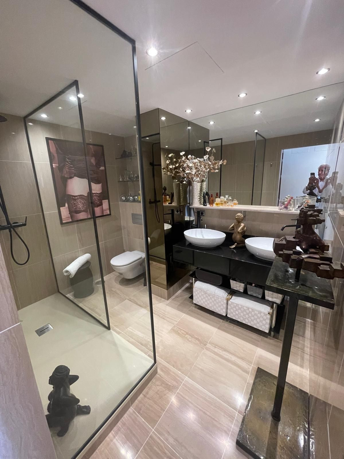 e3b60a4f596389d7987cf984e8dda7dd - 9