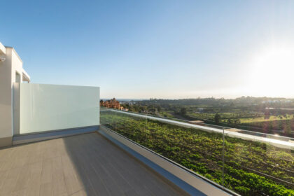 e41bd61629333a76440d8a6c7978c0a9 - 24