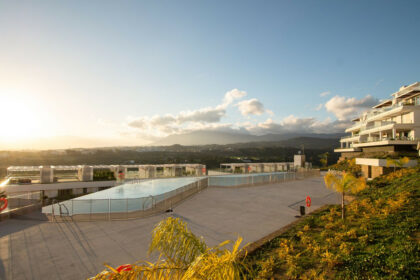 e41bd61629333a76440d8a6c7978c0a9 - 32