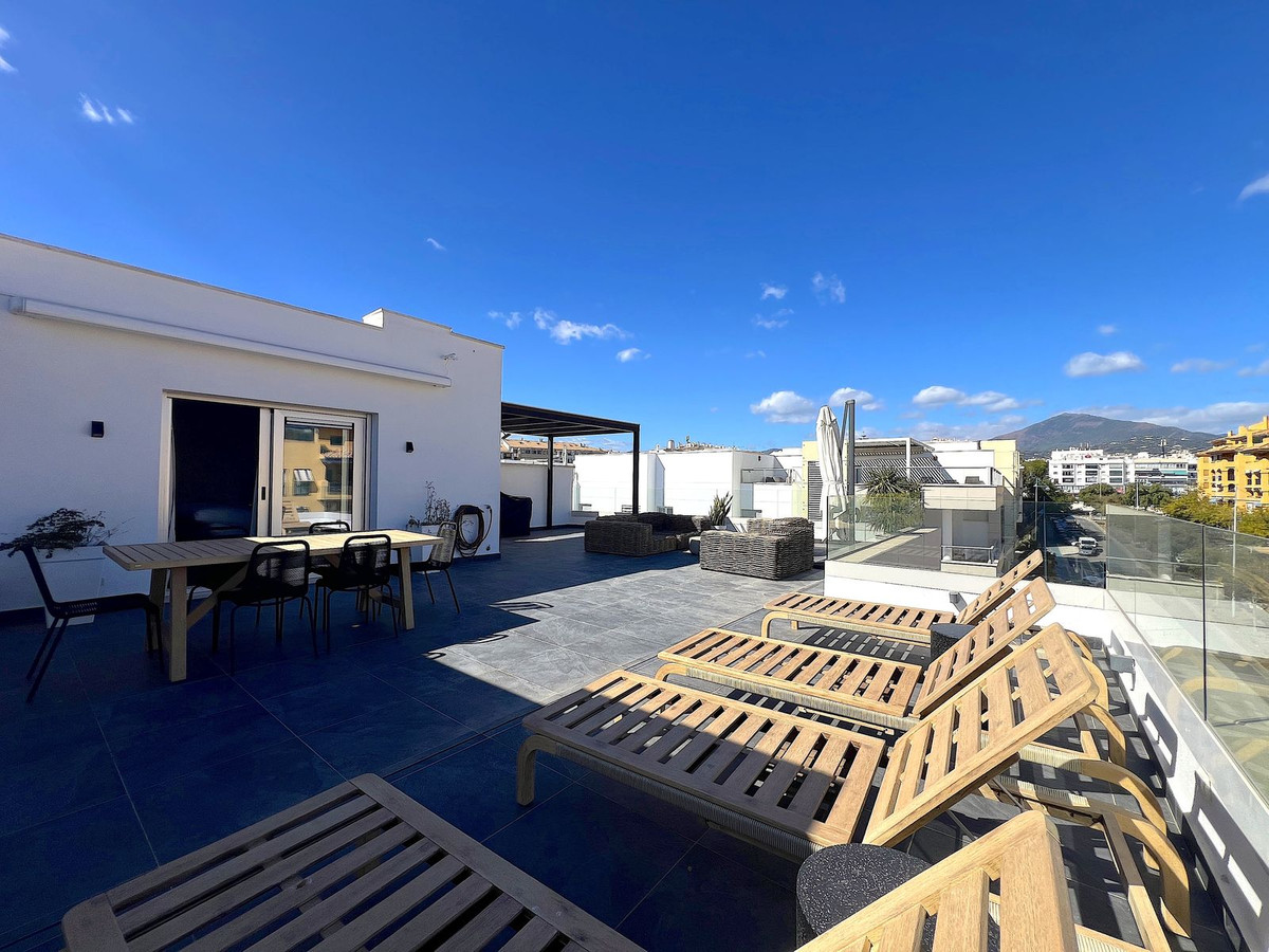 e4ecbf64e1b386066e3704fefaa5f004 - 19