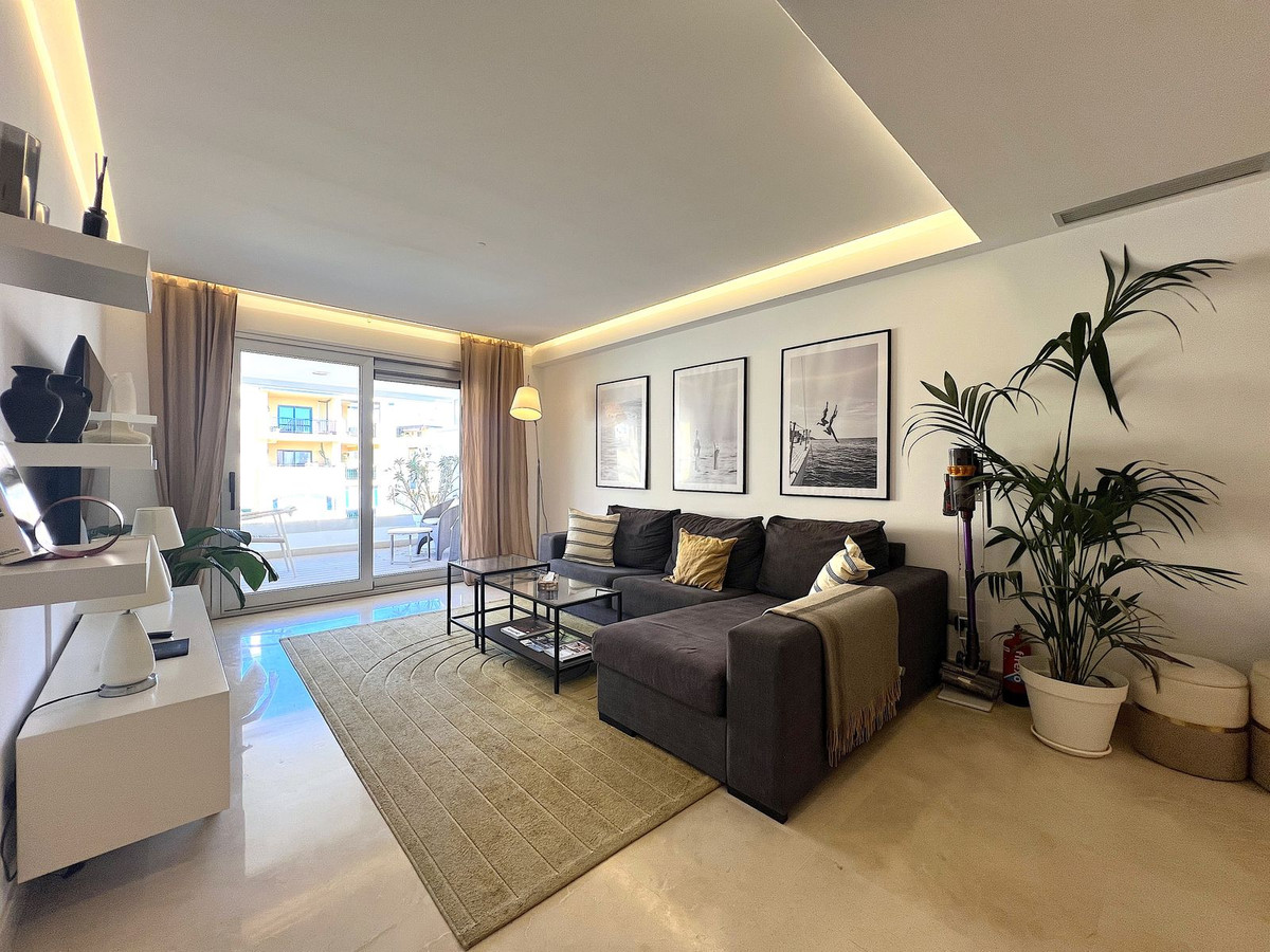 e4ecbf64e1b386066e3704fefaa5f004 - 3