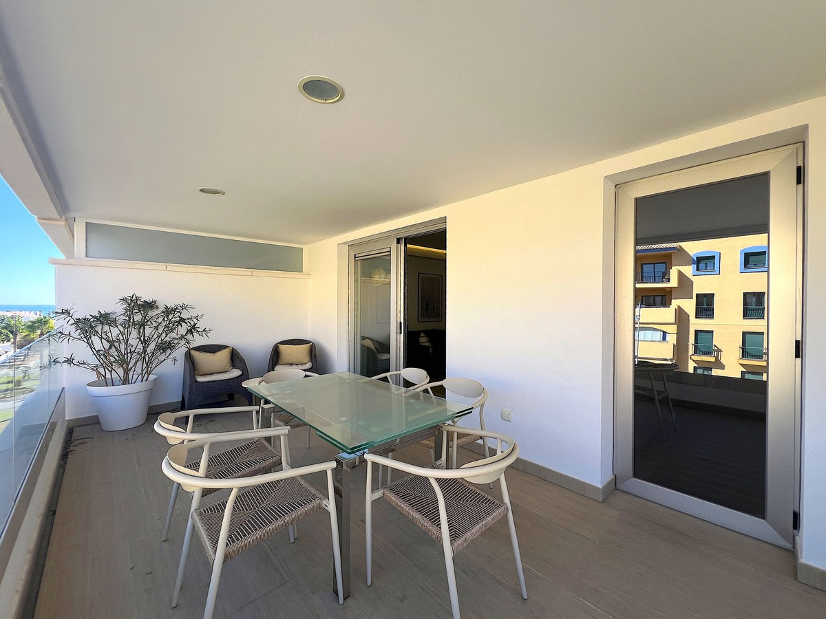 e4ecbf64e1b386066e3704fefaa5f004 - 5