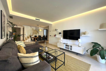 e4ecbf64e1b386066e3704fefaa5f004 - 6