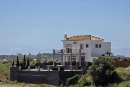 e5c9a569f1eb47ec72a71724c0b52402 - 13