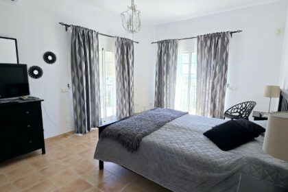 e5c9a569f1eb47ec72a71724c0b52402 - 36