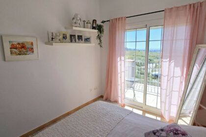 e5c9a569f1eb47ec72a71724c0b52402 - 37