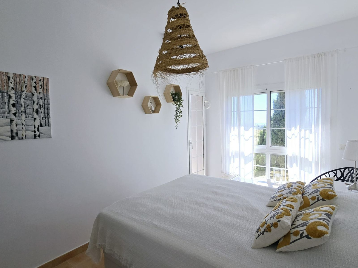 e5c9a569f1eb47ec72a71724c0b52402 - 41