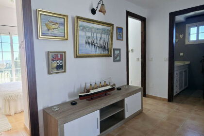 e5c9a569f1eb47ec72a71724c0b52402 - 42