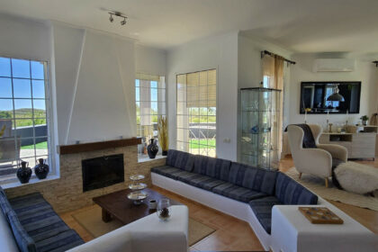 e5c9a569f1eb47ec72a71724c0b52402 - 46