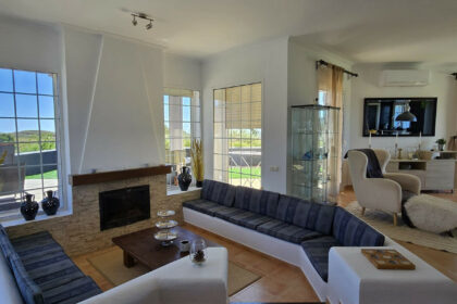 e5c9a569f1eb47ec72a71724c0b52402 - 47