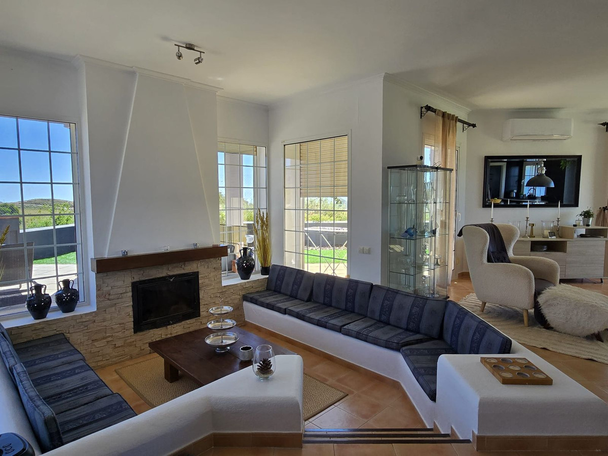 e5c9a569f1eb47ec72a71724c0b52402 - 47