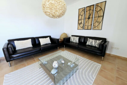 e5c9a569f1eb47ec72a71724c0b52402 - 48