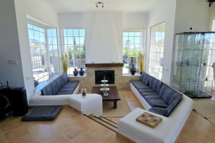 e5c9a569f1eb47ec72a71724c0b52402 - 49