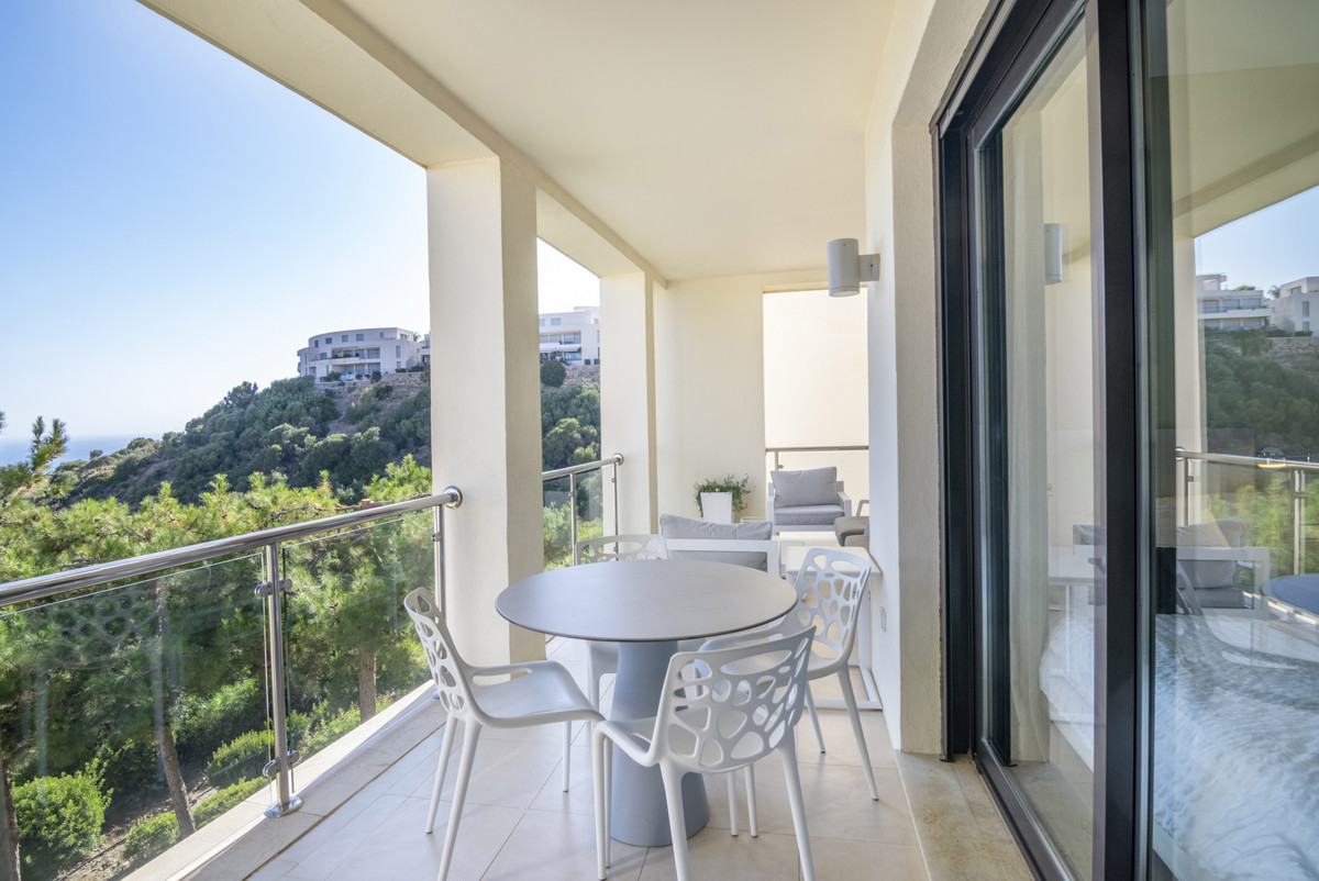 e5d119486057402ecfafed468f4d83aa - 25