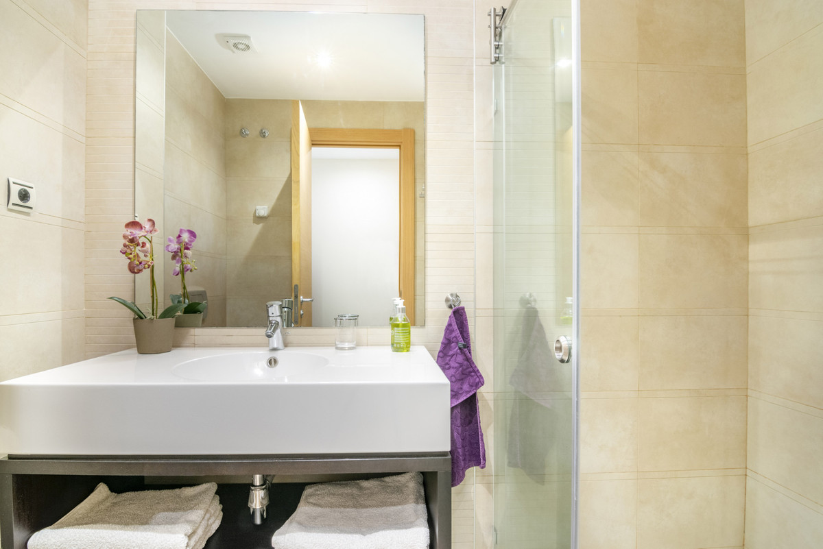 e5d119486057402ecfafed468f4d83aa - 29