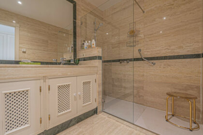 e6d11c4296ac62a08224cd3bb944c687 - 10