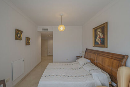 e6d11c4296ac62a08224cd3bb944c687 - 12