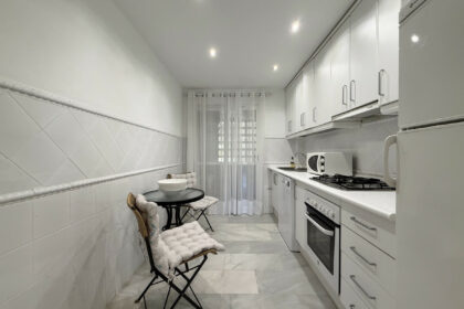 e6ed976541101d0af67ec2c2c940d439 - 11