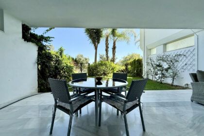 e6ed976541101d0af67ec2c2c940d439 - 22