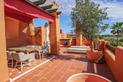 e6fd859f7a6aa9efc58f8d917f6902fd - 31