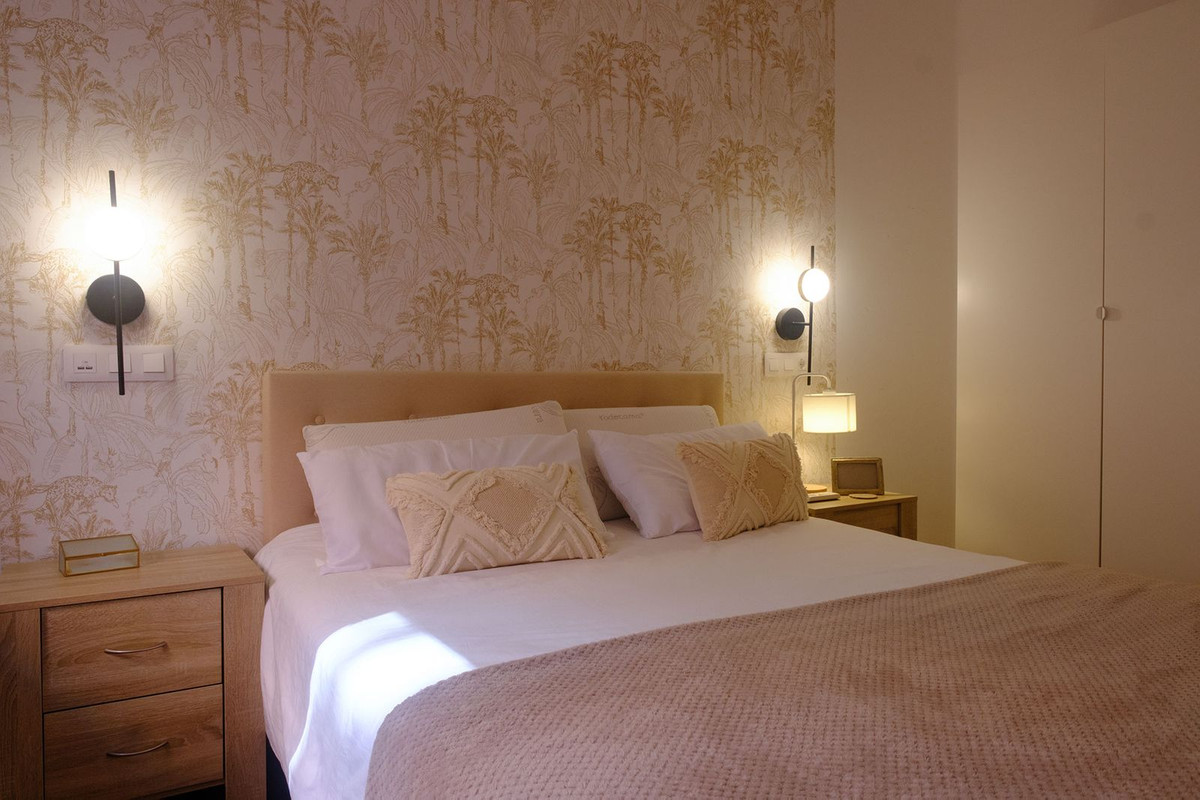 e79dc41ec0a7e7468bb29d4ba5303069 - 10