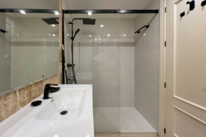 e79dc41ec0a7e7468bb29d4ba5303069 - 14