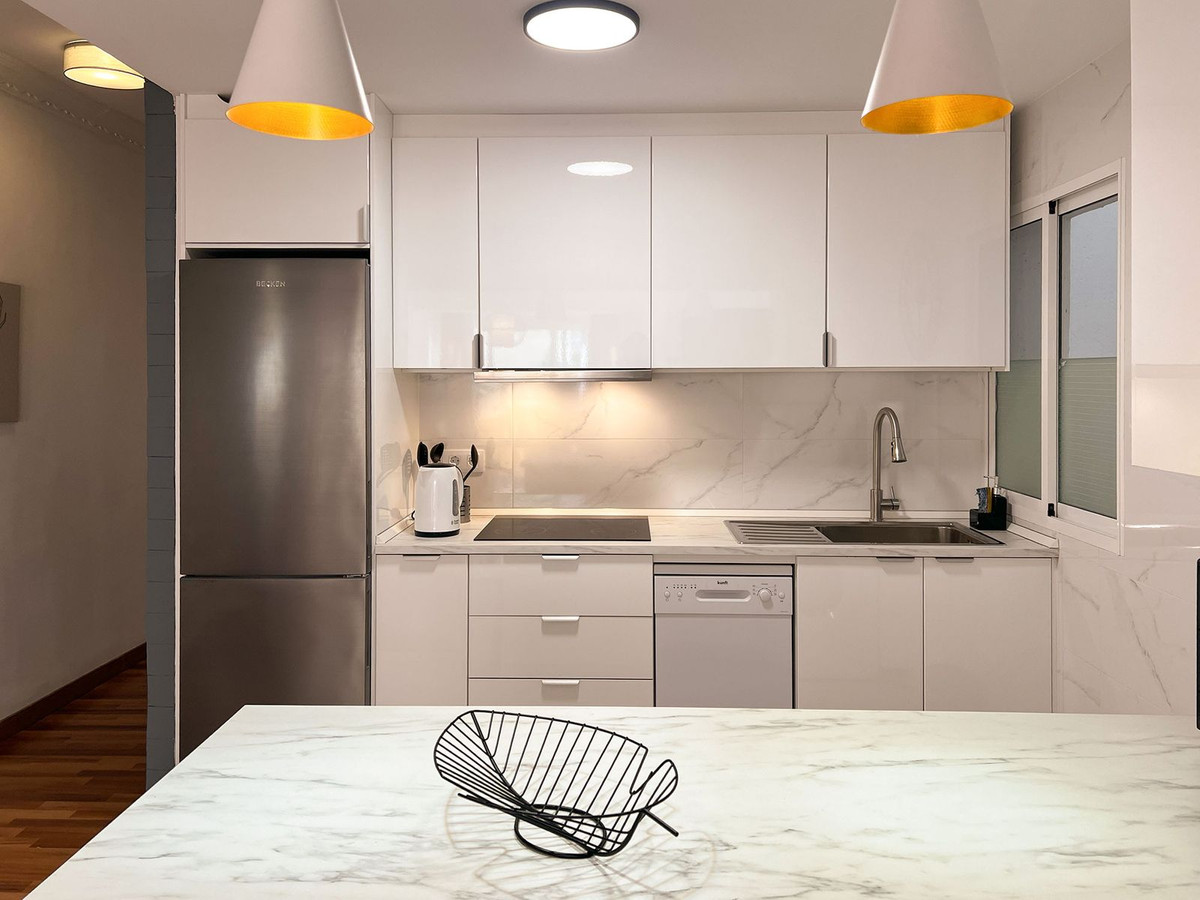 e79dc41ec0a7e7468bb29d4ba5303069 - 6