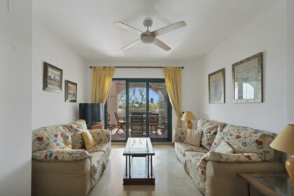 e7b0c9543755d8b72c48a09e1a8d0e01 - 14