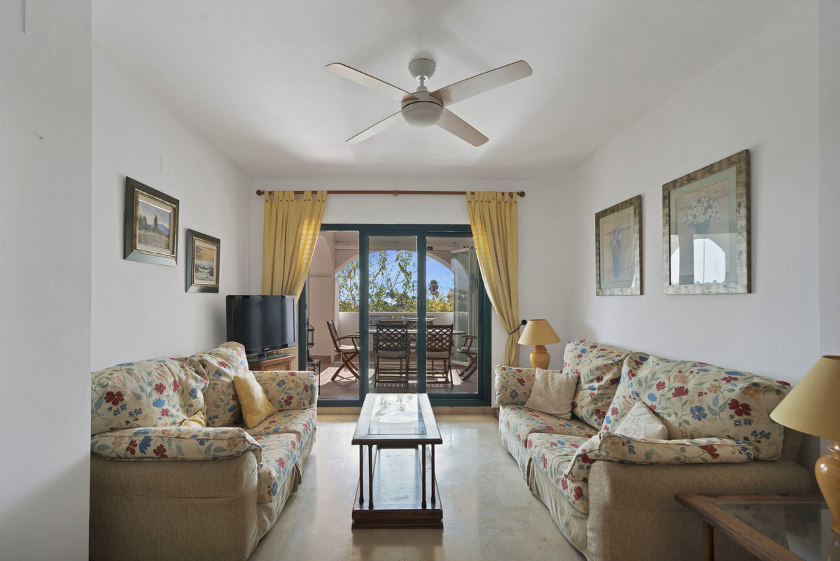 e7b0c9543755d8b72c48a09e1a8d0e01 - 14