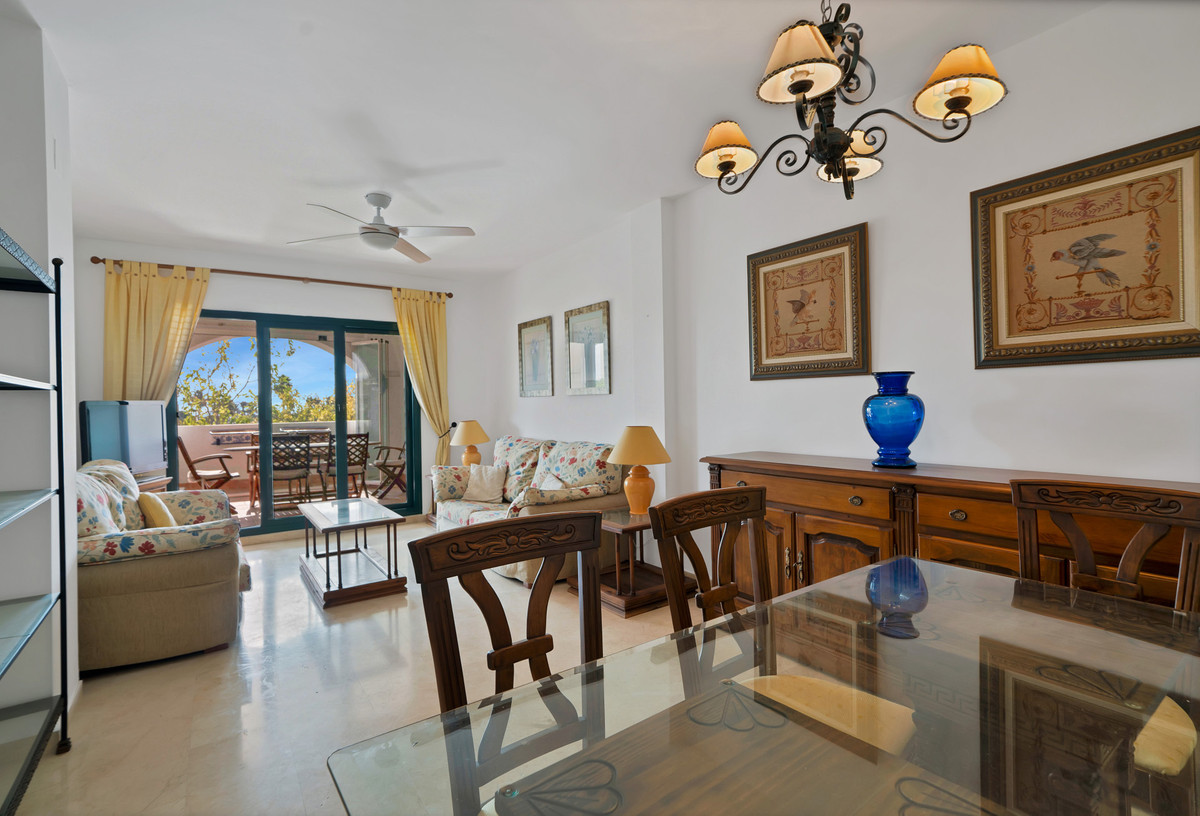 e7b0c9543755d8b72c48a09e1a8d0e01 - 15