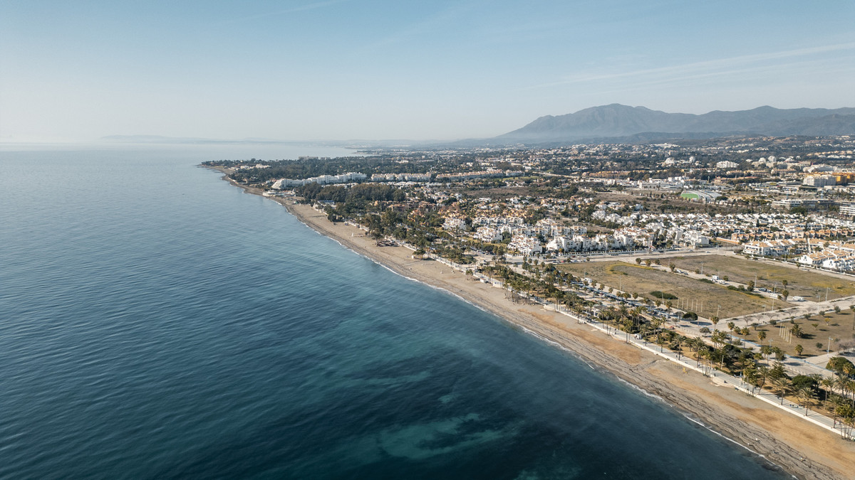 e7b0c9543755d8b72c48a09e1a8d0e01 - 2