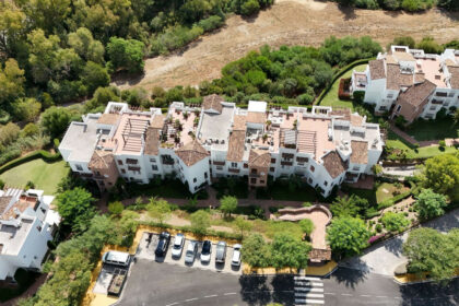 e7b3ea332461863108861386b7c5c056 - 23