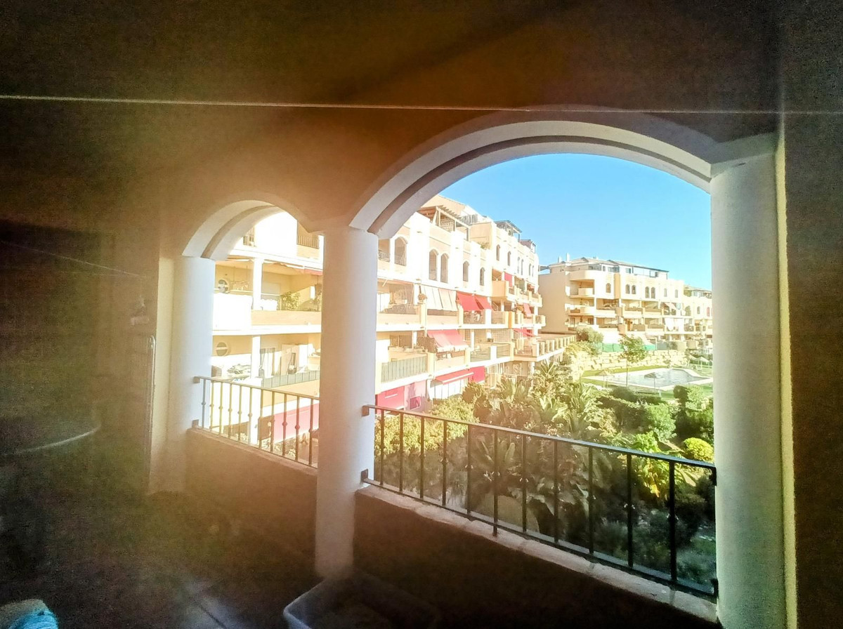 e7c6e4e3691f859b8b1600060ddfd91f - 12