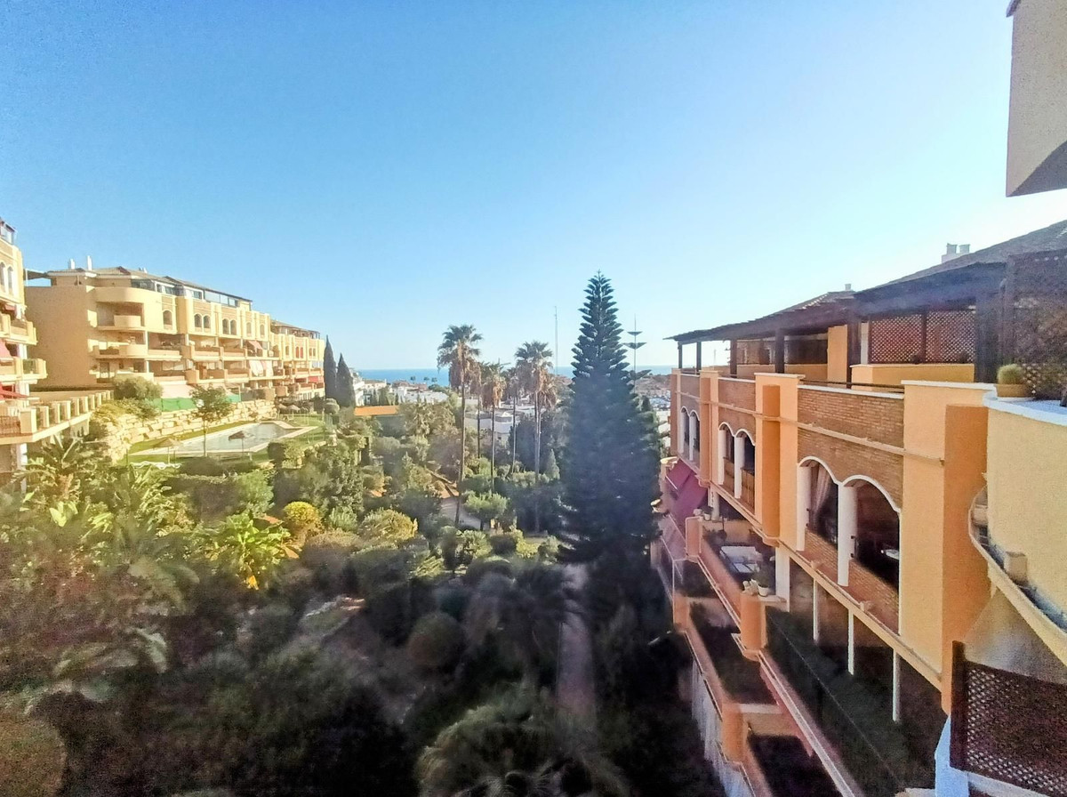 e7c6e4e3691f859b8b1600060ddfd91f - 21