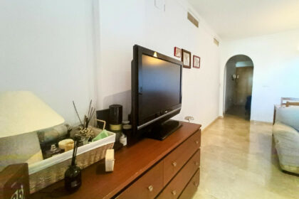 e7c6e4e3691f859b8b1600060ddfd91f - 26