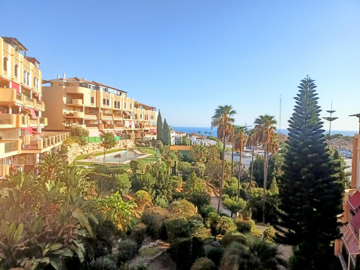 e7c6e4e3691f859b8b1600060ddfd91f - 28