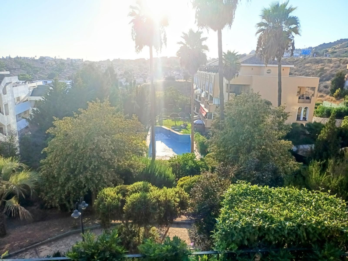 e7c6e4e3691f859b8b1600060ddfd91f - 39