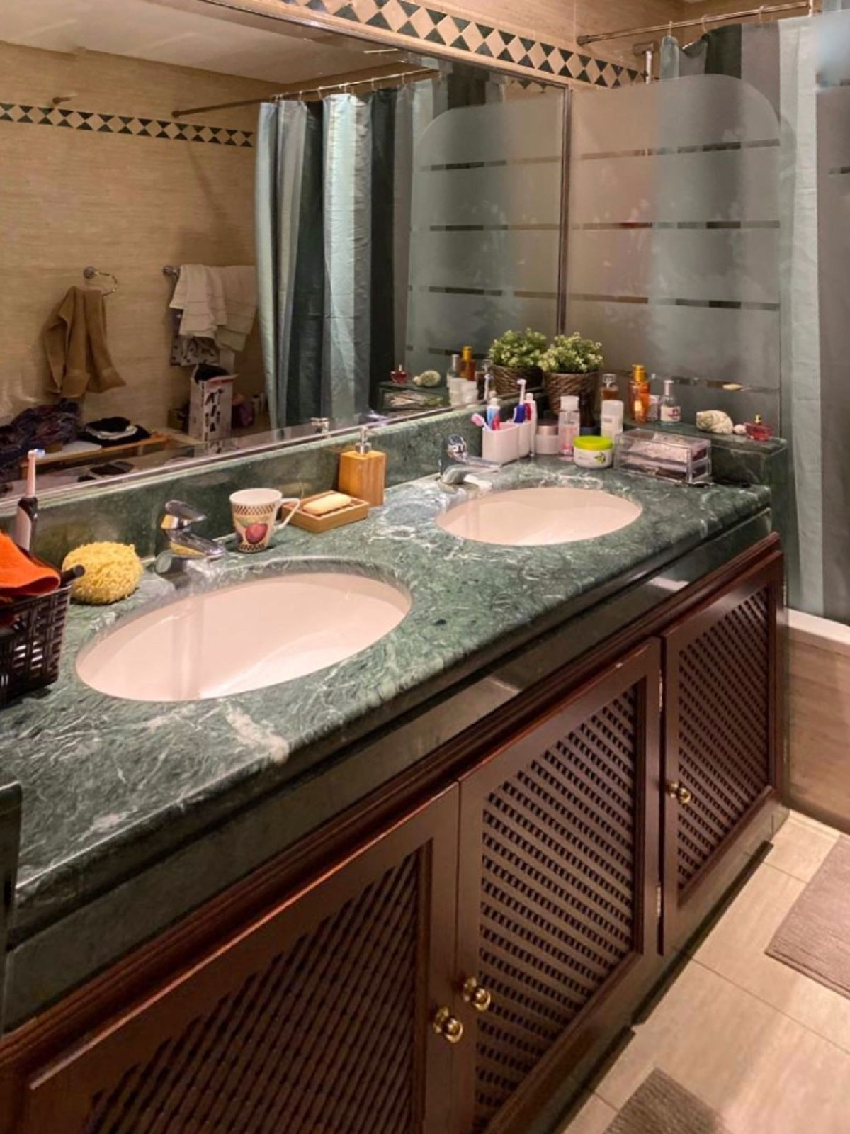 e7cd131df949a0293ebabcc493f1bbbd - 15