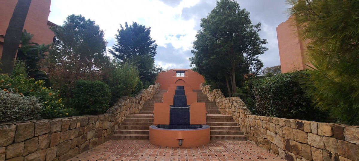 e7cd131df949a0293ebabcc493f1bbbd - 2