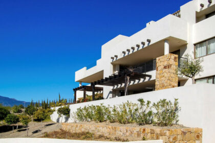 e817958db745c8e5585a2e28c1b5329f - 18