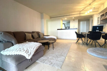 e817958db745c8e5585a2e28c1b5329f - 4