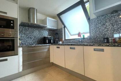 e817958db745c8e5585a2e28c1b5329f - 6