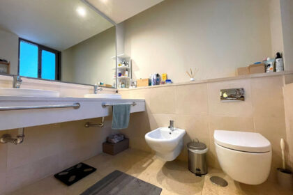 e817958db745c8e5585a2e28c1b5329f - 9