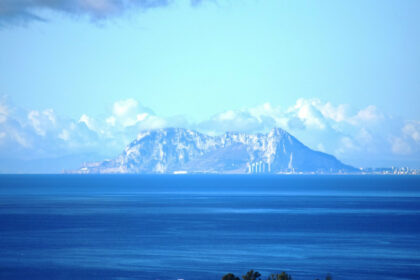 e81ad8894ab3e15a5b152d1f9cd51239 - 13