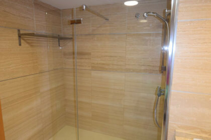 e81ad8894ab3e15a5b152d1f9cd51239 - 16